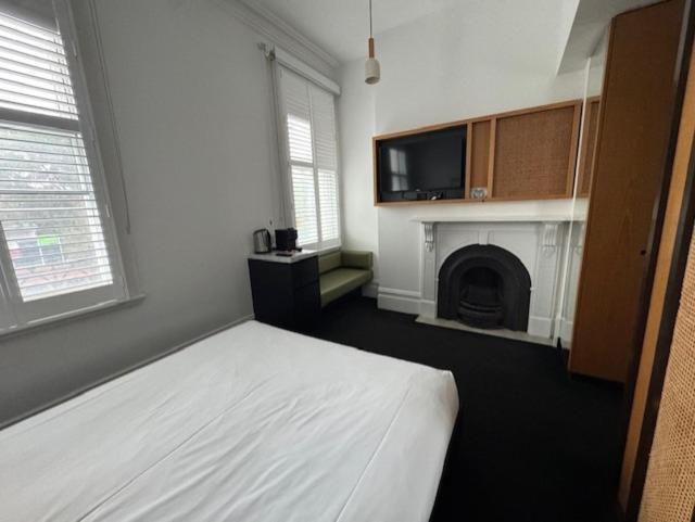 Middle Park Hotel Melbourne Bagian luar foto